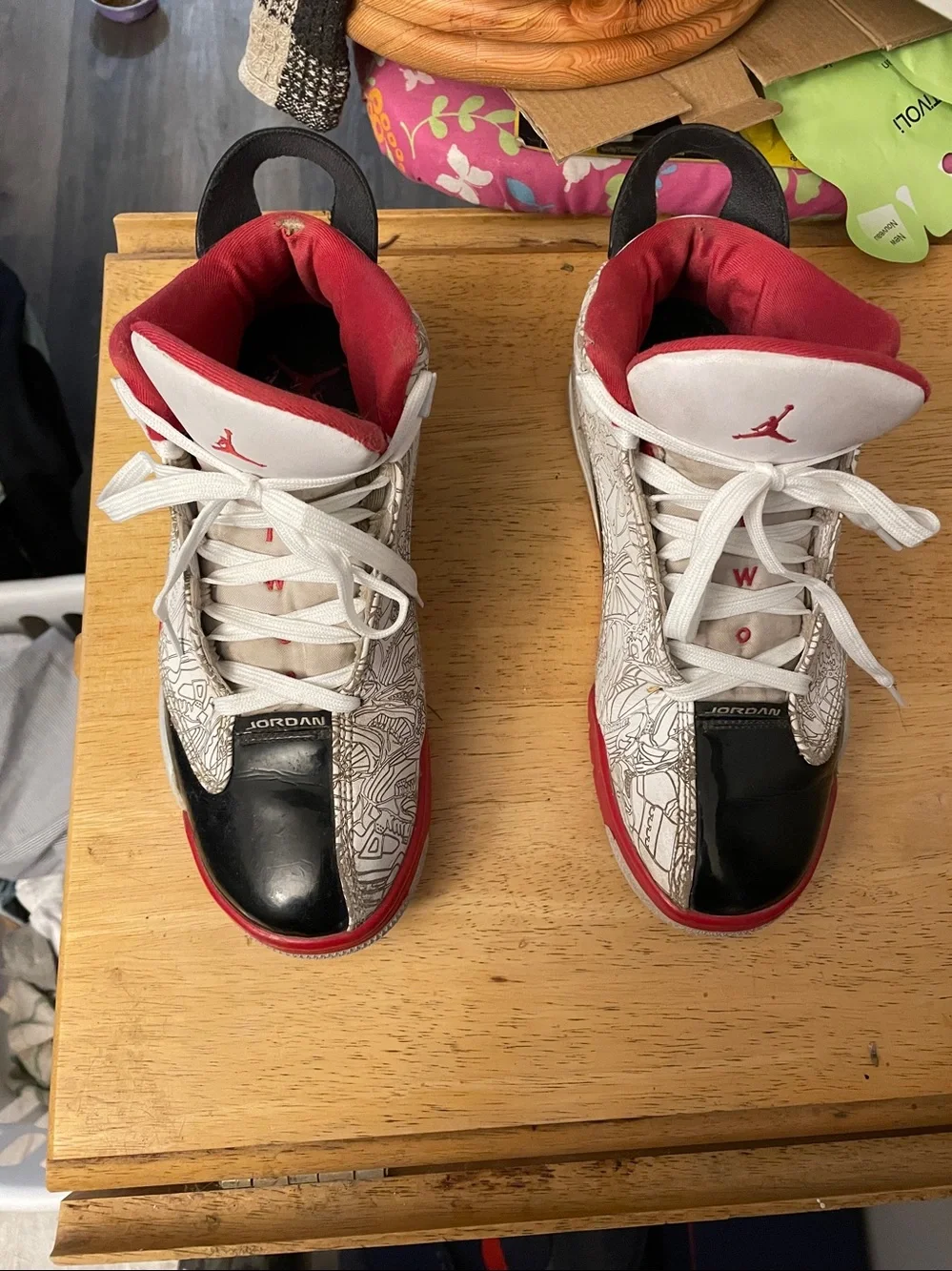 Jordan Kids White, Black & Red Graphic Basketball Sneakers - Picture 4 of 7